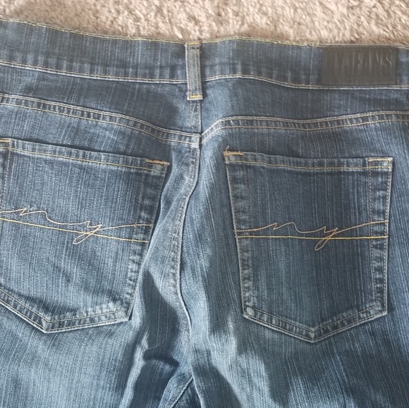New York & Co Jeans - Picture 3 of 4